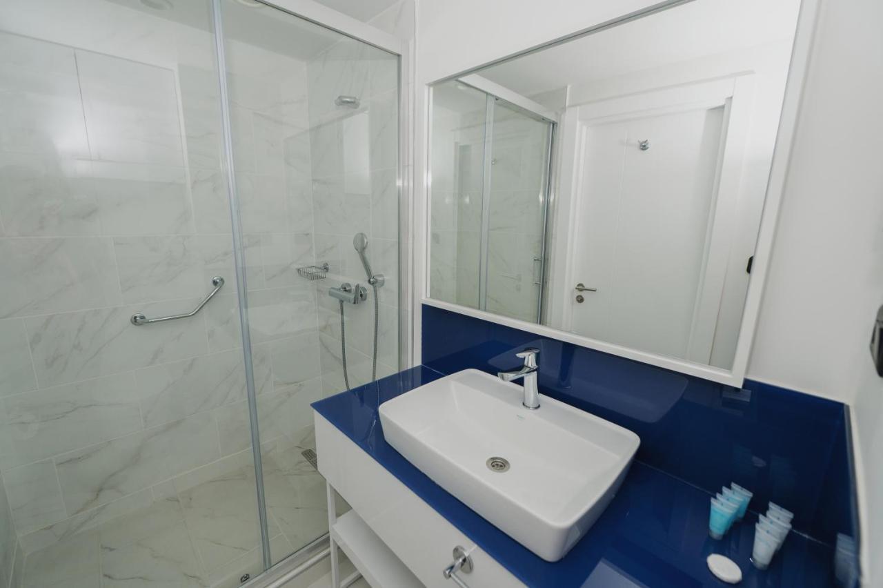 Blue Orbi City Hotel Batumi Eksteriør bilde